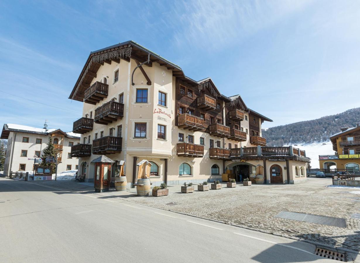 Hotel La Pastorella Livigno Eksteriør billede