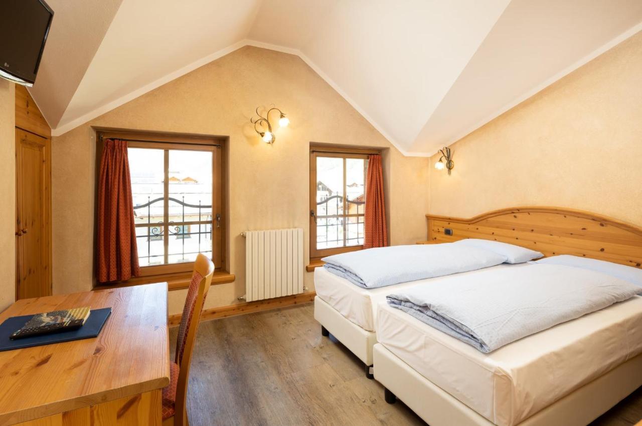 Hotel La Pastorella Livigno Eksteriør billede