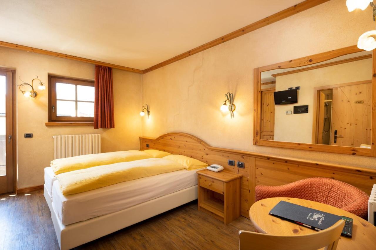 Hotel La Pastorella Livigno Eksteriør billede