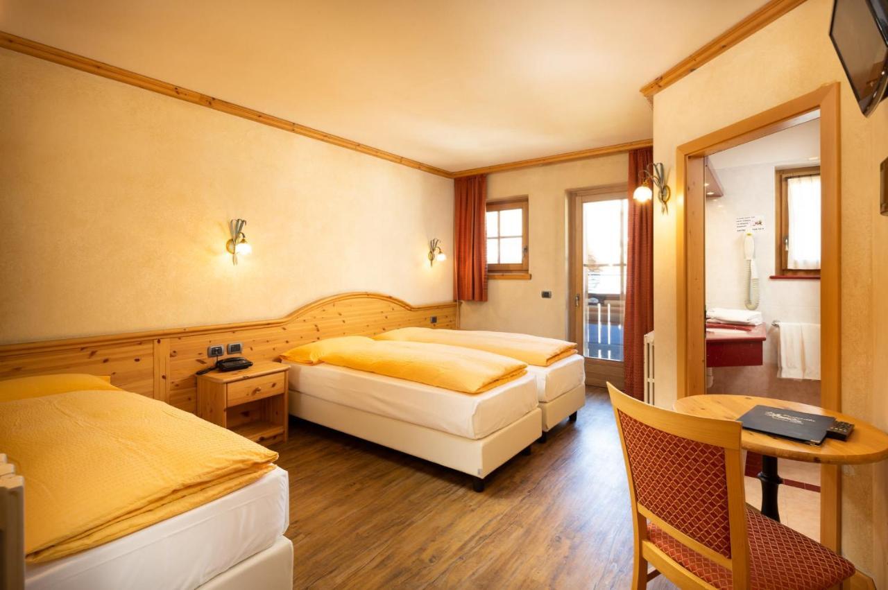 Hotel La Pastorella Livigno Eksteriør billede