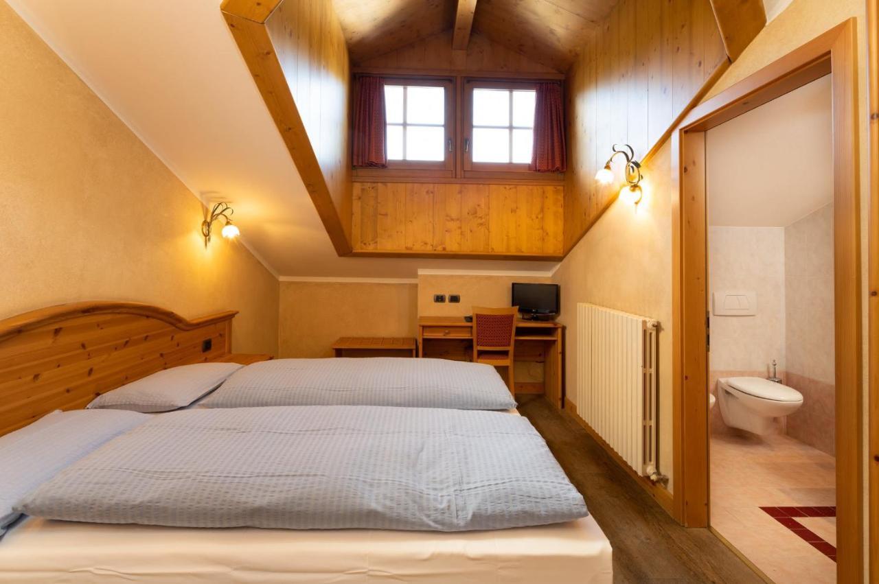 Hotel La Pastorella Livigno Eksteriør billede