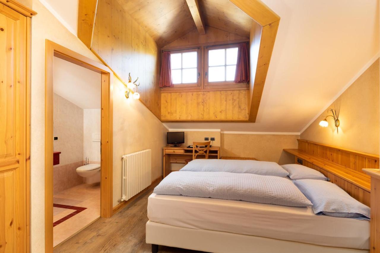 Hotel La Pastorella Livigno Eksteriør billede