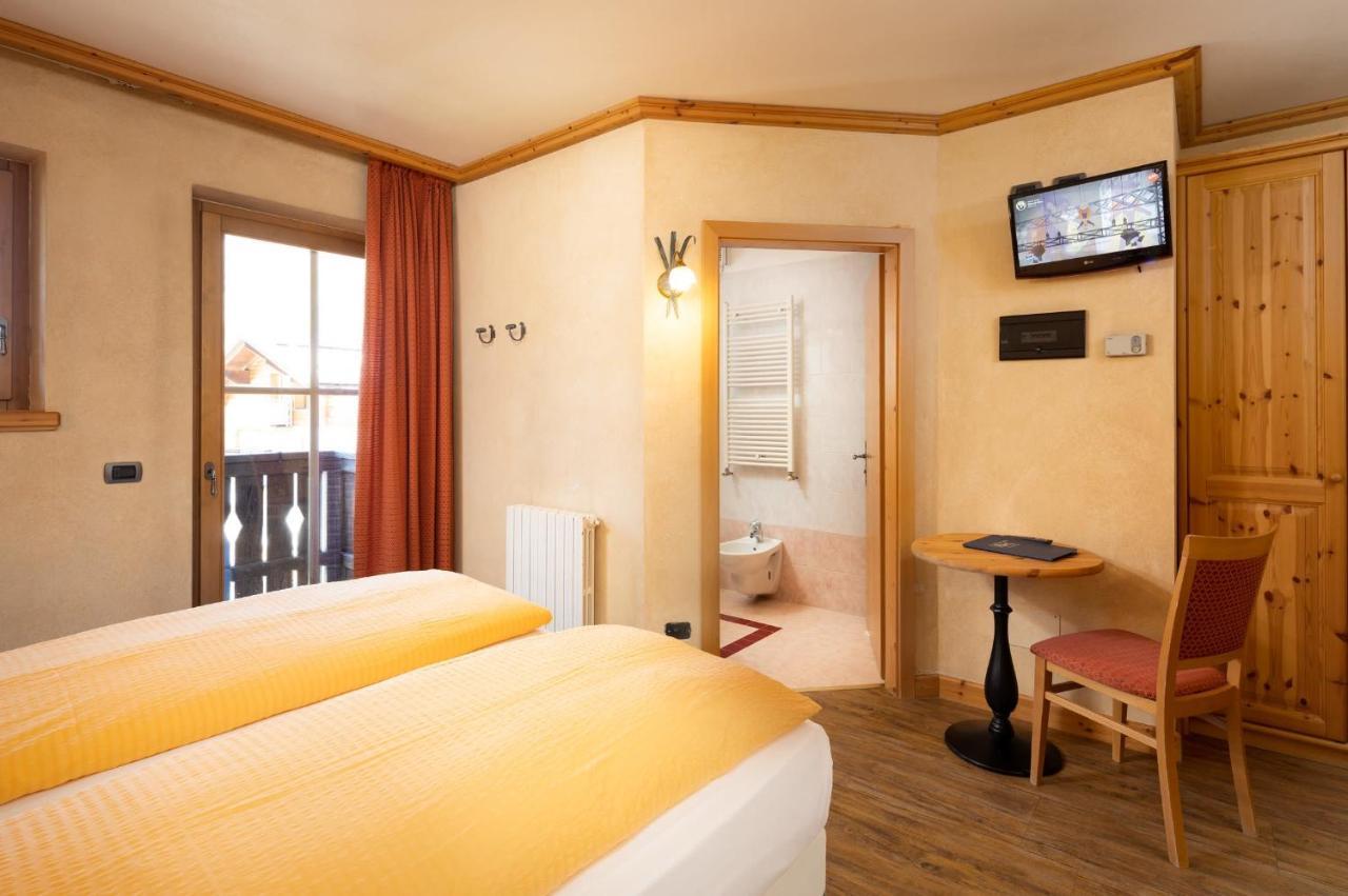 Hotel La Pastorella Livigno Eksteriør billede