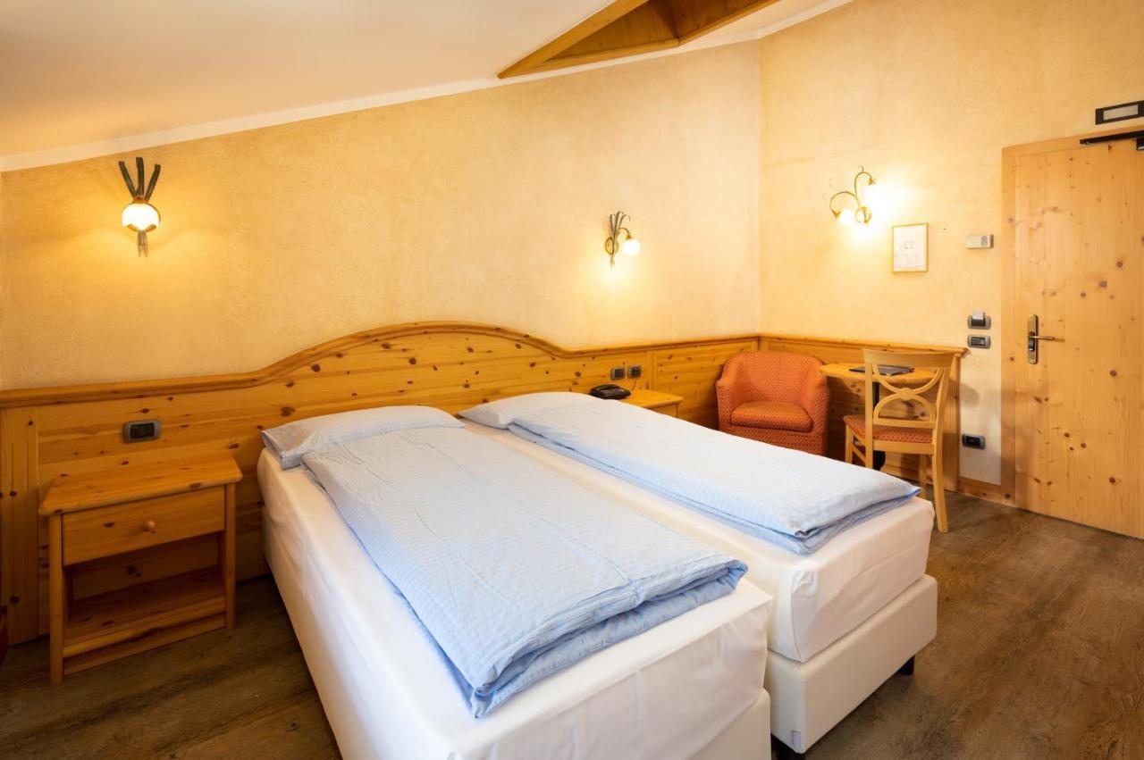 Hotel La Pastorella Livigno Eksteriør billede