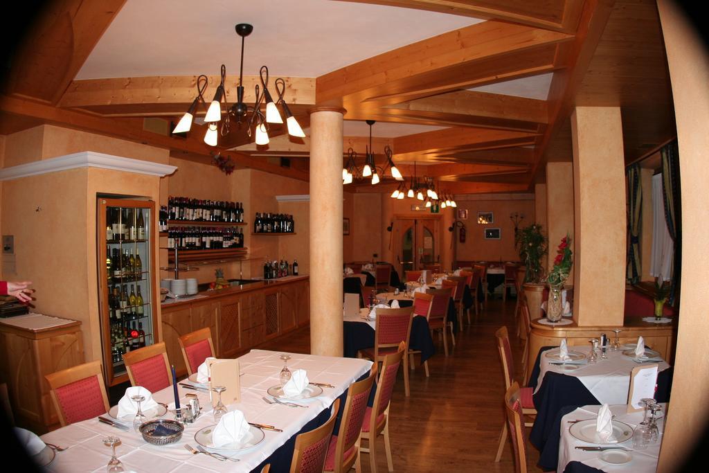 Hotel La Pastorella Livigno Eksteriør billede