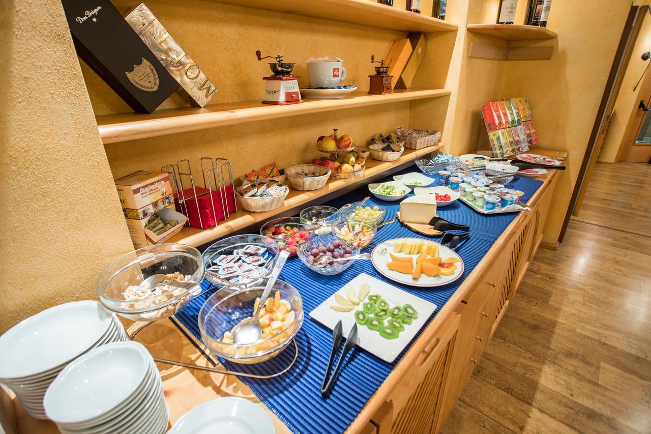 Hotel La Pastorella Livigno Eksteriør billede